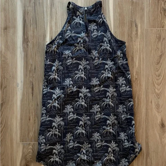 C&C California Dresses | 100% Linen C&C California Navy Dress. Adorable Beach Pattern With Flattering Cut | Color: Blue/White | Size: L |